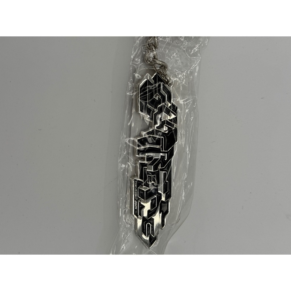 Supreme Delta Logo Keychain - Picture 3 of 4